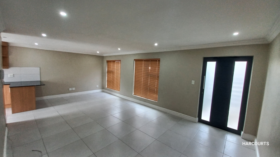 To Let 3 Bedroom Property for Rent in Zeekoevlei Western Cape